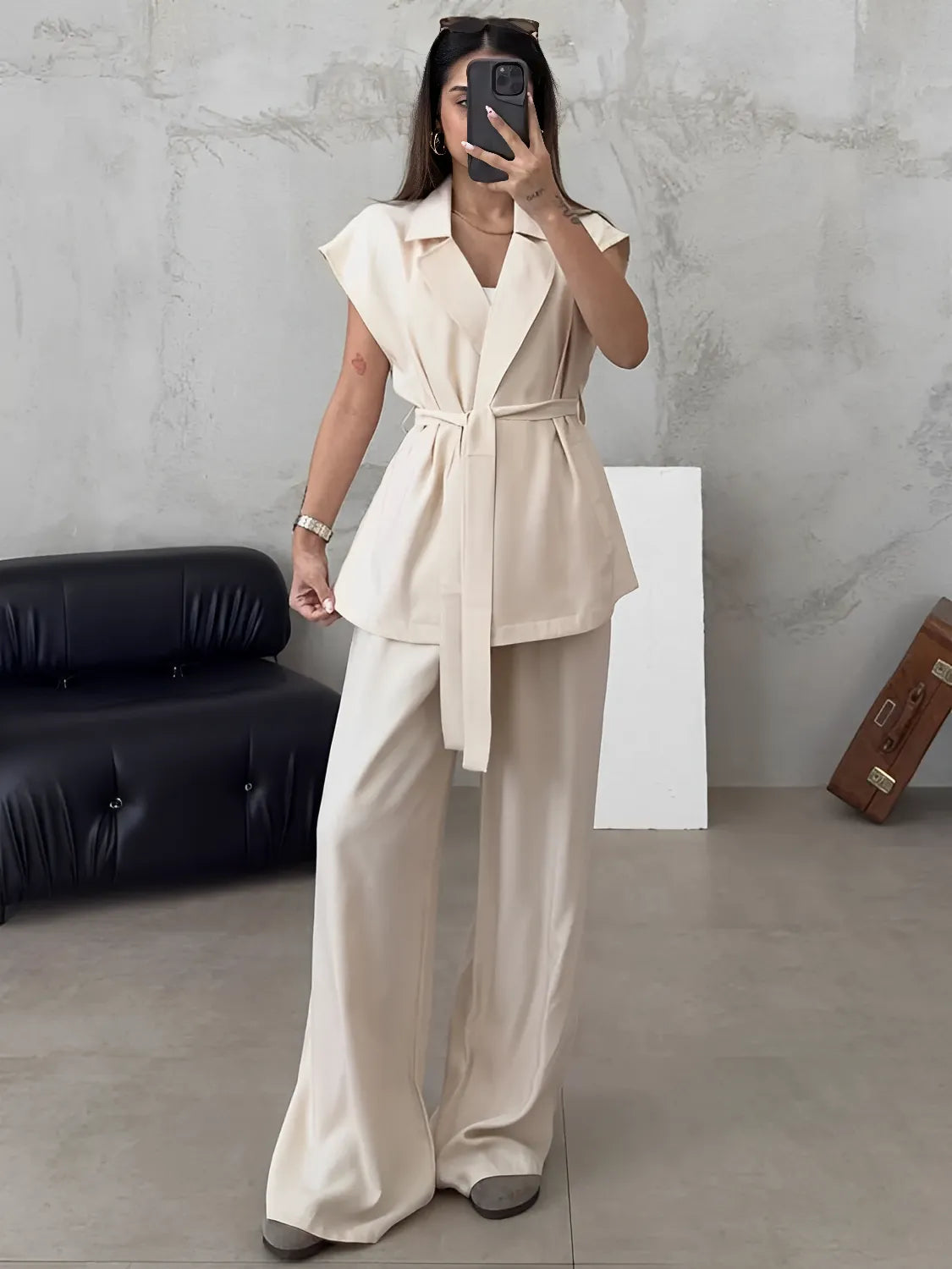 Conjunto Alfaiataria com Blusa de Amarração e Calça Pantalona - Dominique