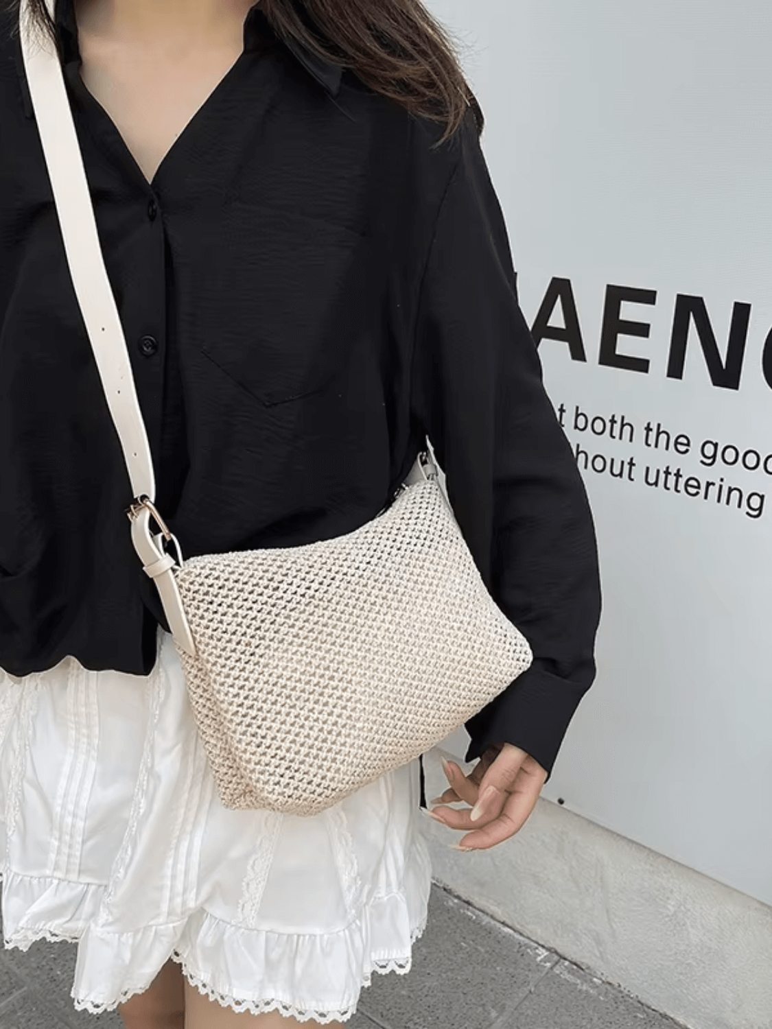 Bolsa Tiracolo de Palha com Alça Ajustável Elegante em Couro PU- Coraline