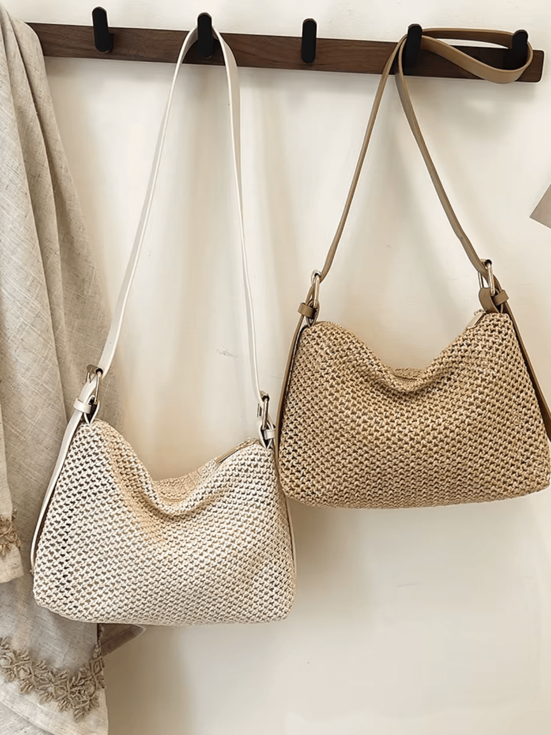Bolsa Tiracolo de Palha com Alça Ajustável Elegante em Couro PU- Coraline