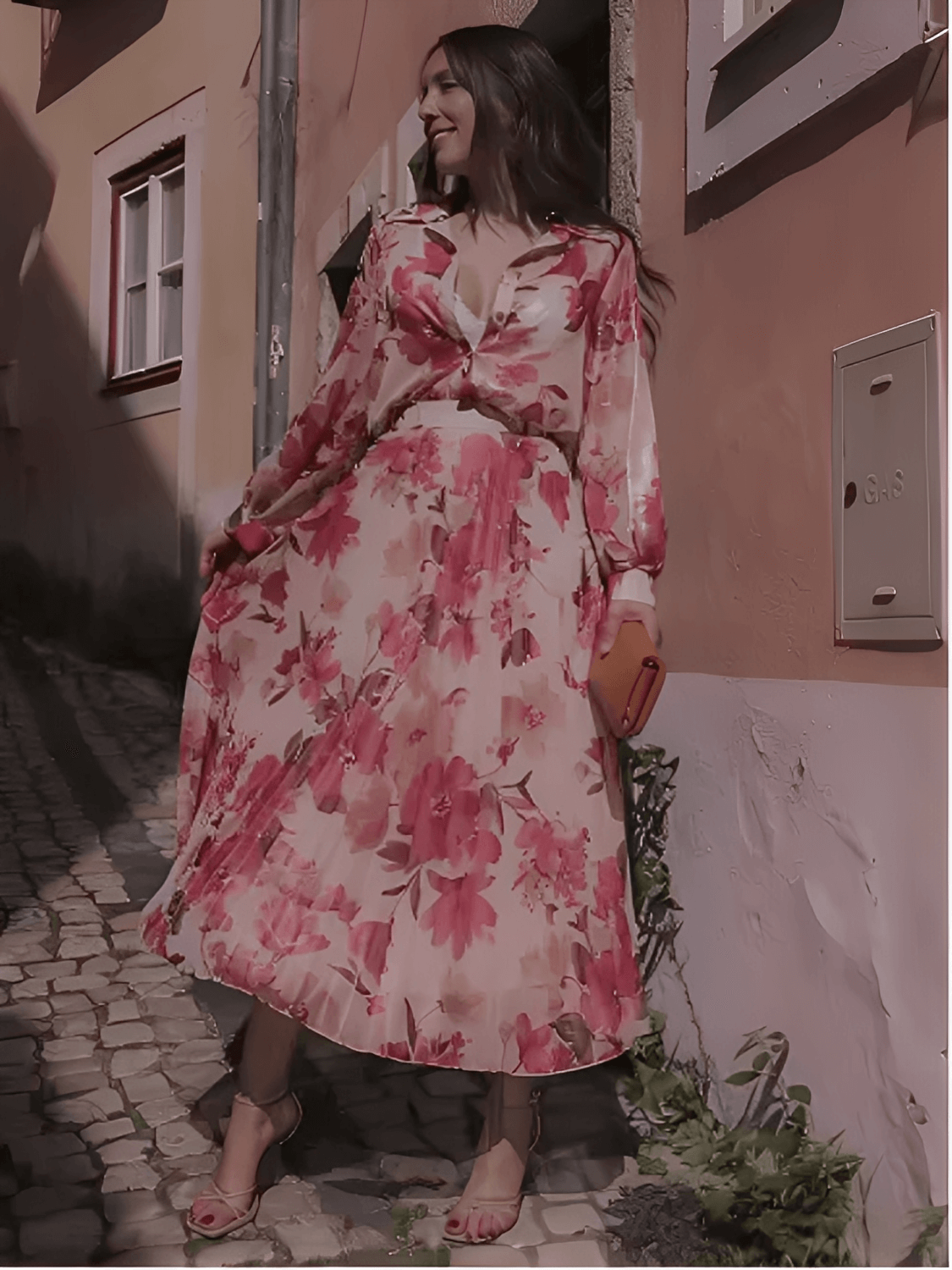 Conjunto Feminino Floral em Chiffon com Camisa Manga Longa e Saia Midi Plissada Cintura Alta – Audrey