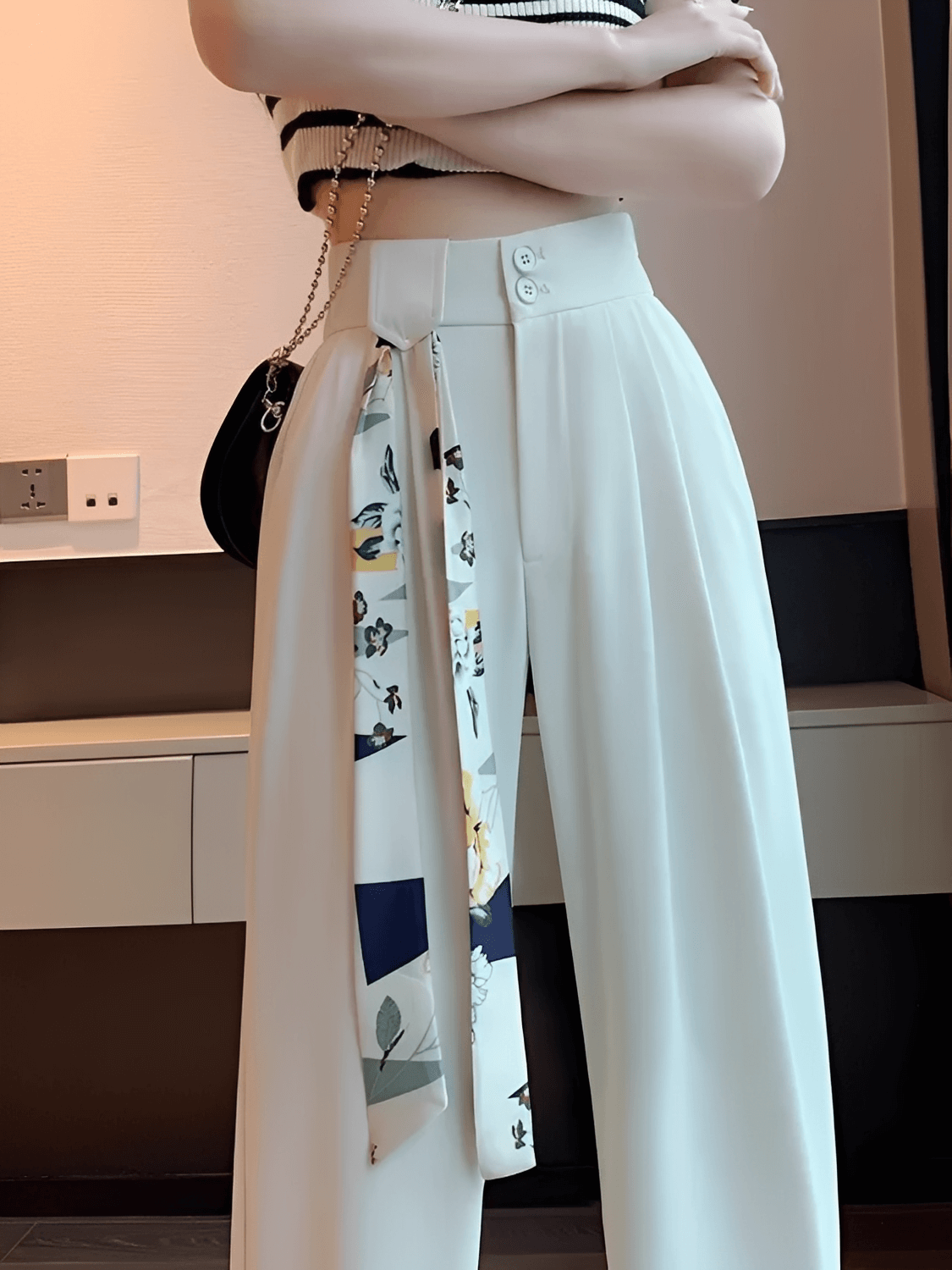 Calça Alfaiataria Wide Leg Cintura Alta com Lenço Removível – Amara