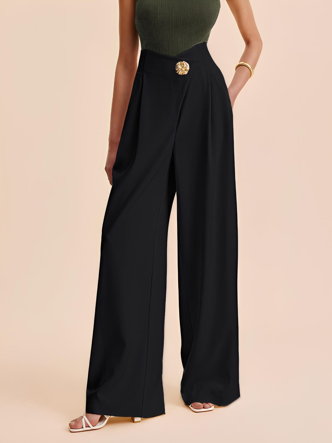 Calça Pantalona em Alfaiataria com Fechamento Transpassado – Ayme