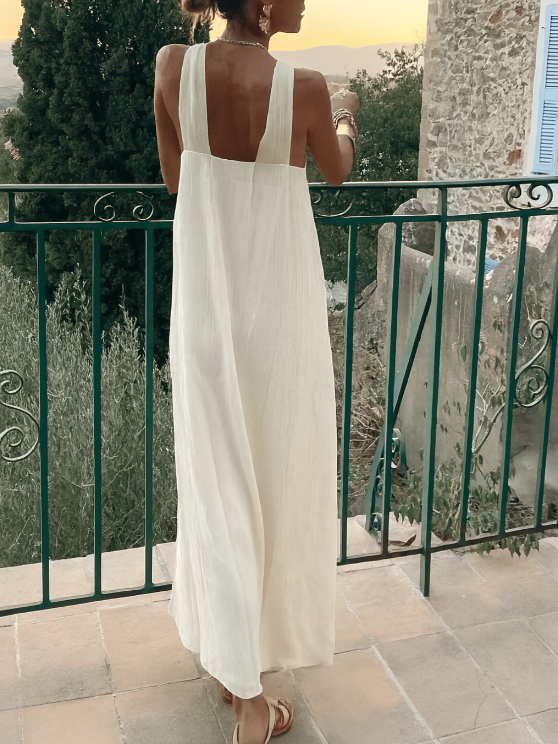Vestido Longo em Viscose Texturizado com Alça Torcida Elegante – Renata