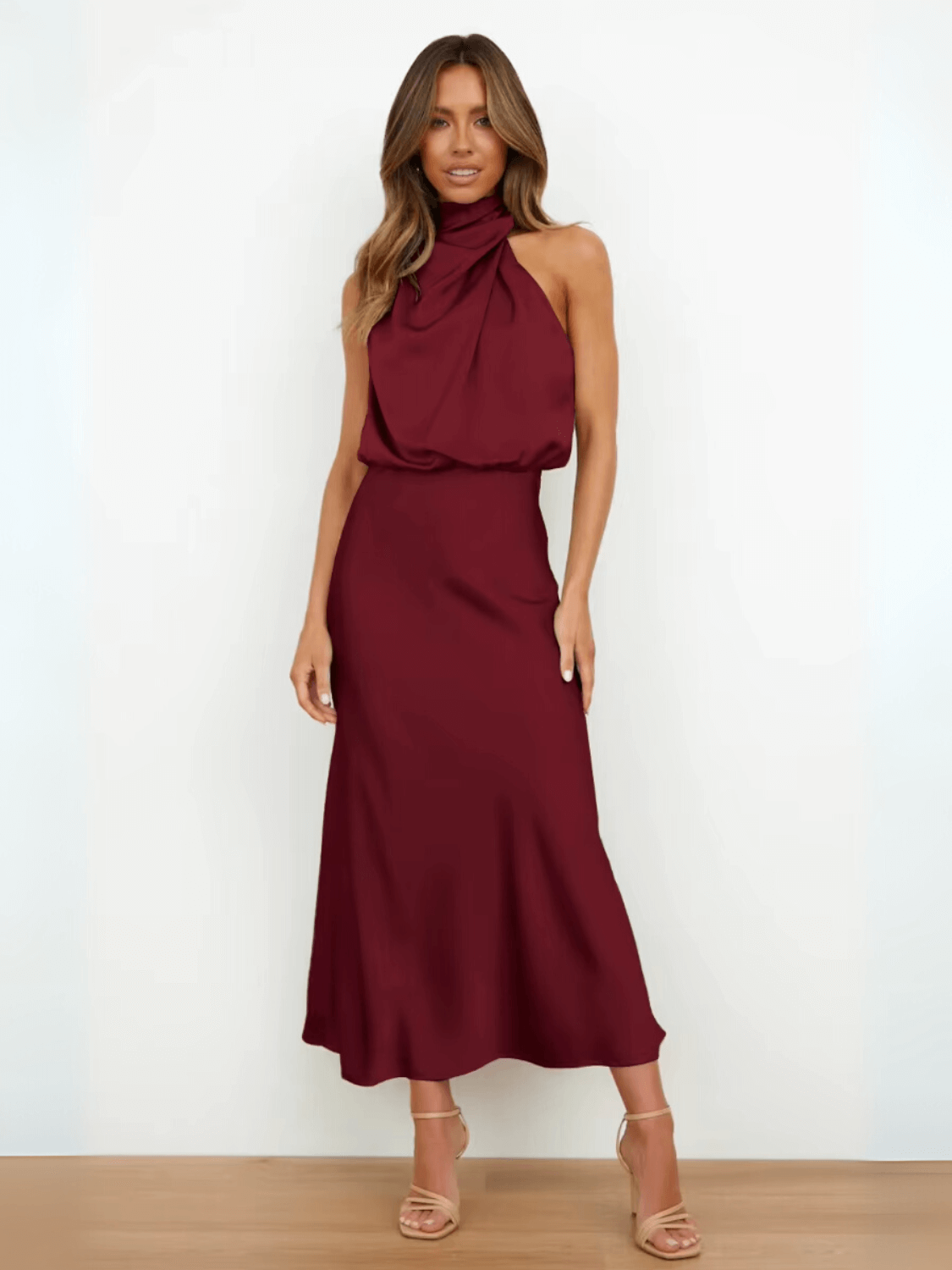 Vestido Feminino Midi Acetinado com Modelagem Acinturada Gola Alta e Detalhe Drapeado Elegante – Rayca