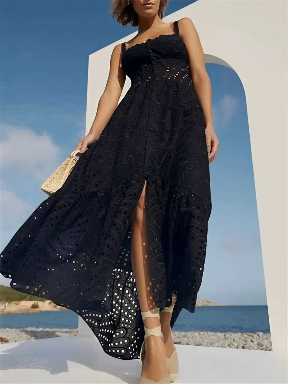 Vestido Feminino Midi de Laise com Babados e Elástico nas Costas - Marina