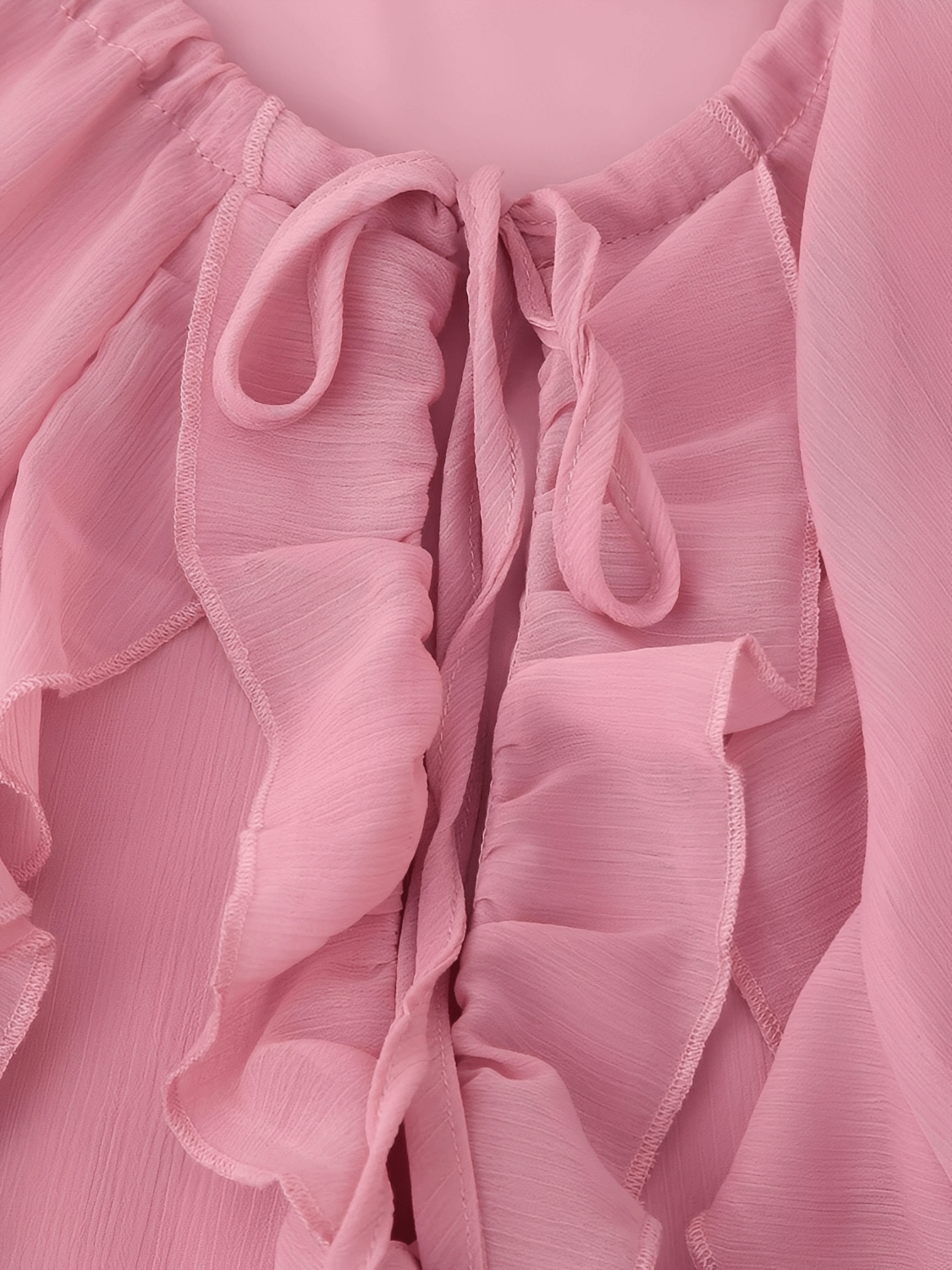Vestido Feminino Longo em Chiffon com Babados em Camadas Decote em V e Mangas Longas – Amelie