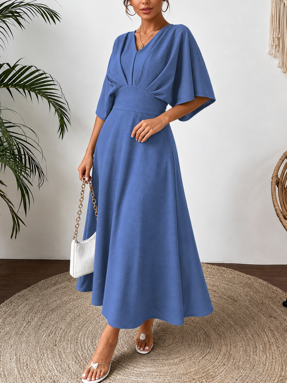 Vestido Midi Evasê Acinturado com Manga Morcego Decote V- Mayla