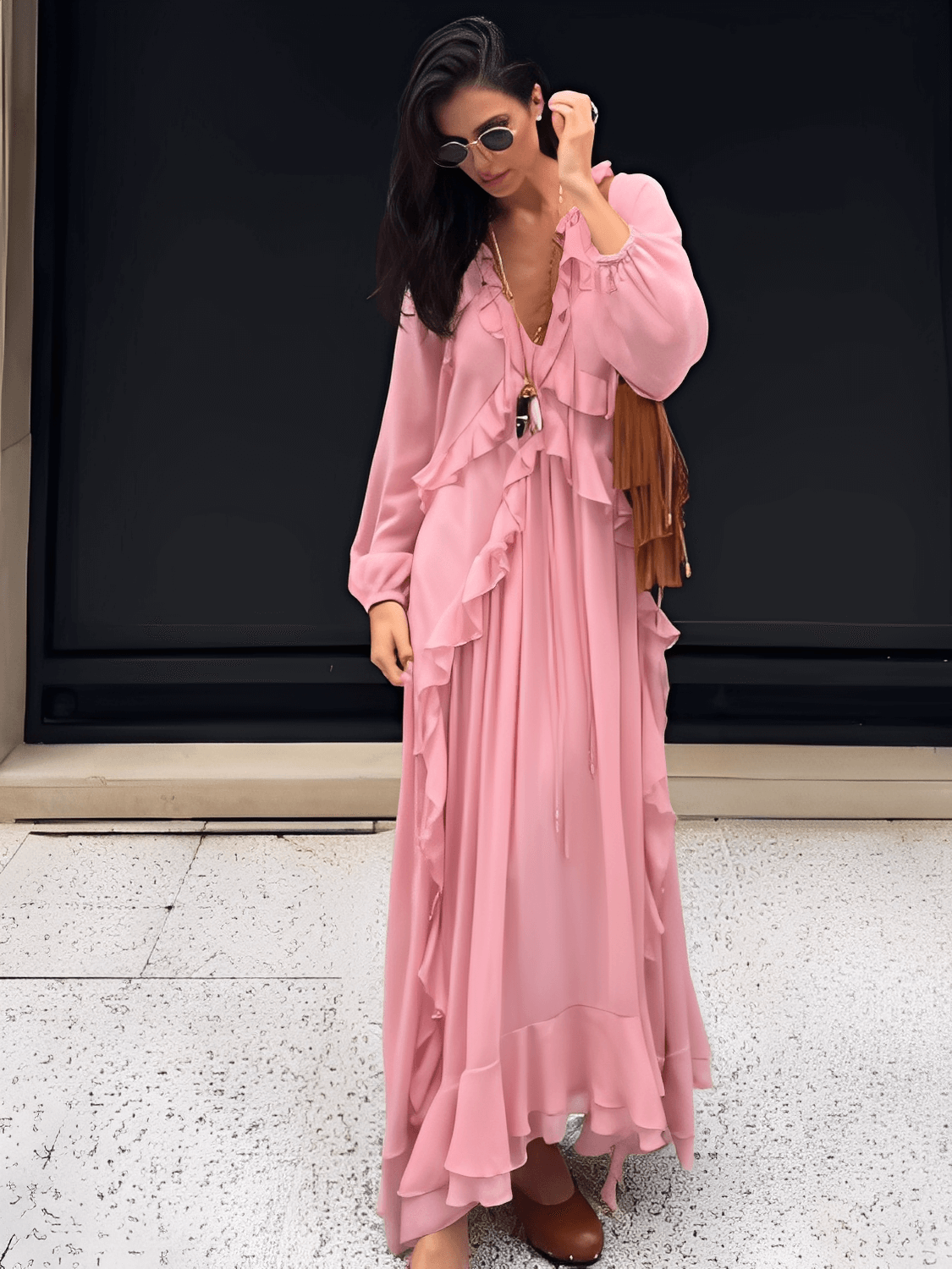 Vestido Feminino Longo em Chiffon com Babados em Camadas Decote em V e Mangas Longas – Amelie