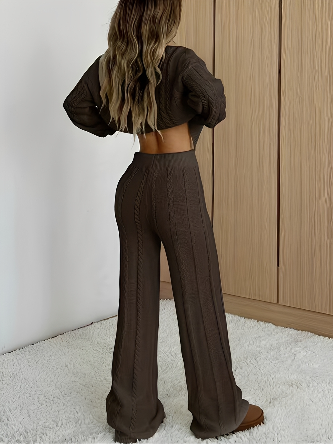 Conjunto em Tricô Trançado com Suéter Gola Alta e Calça Wide Leg - Sylvie