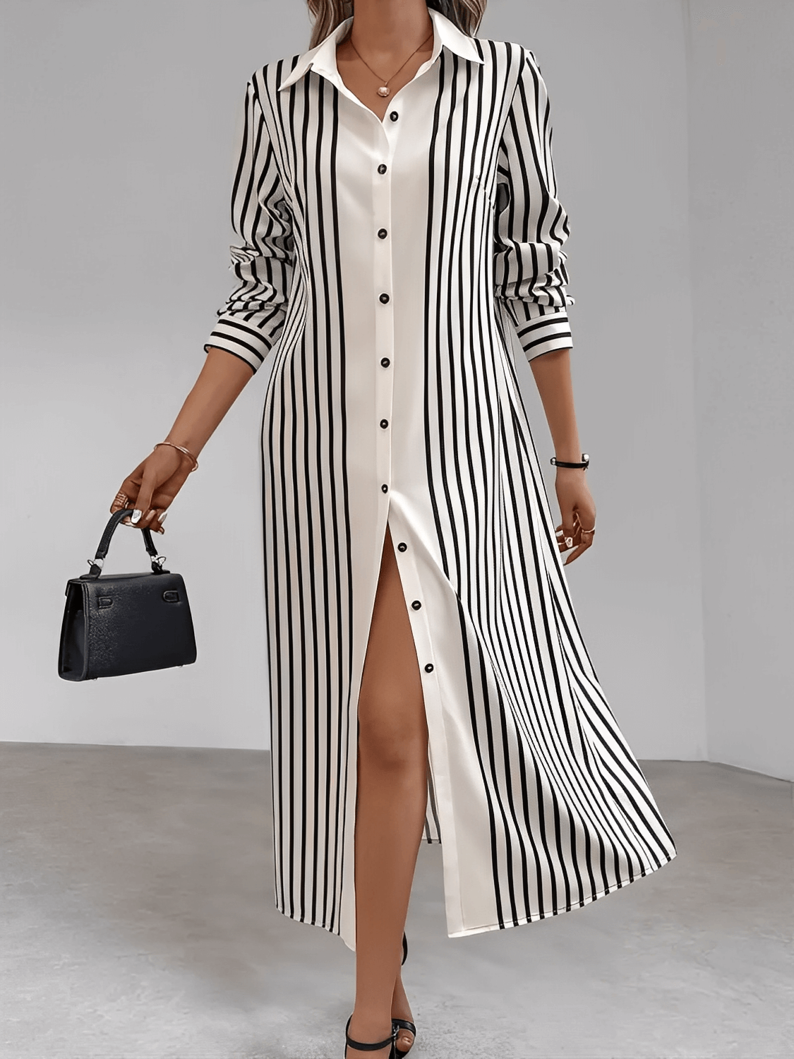 Vestido Feminino Chemise com Listras Verticais Botões Frontais e Acabamento Elegante nos Punhos – Julia