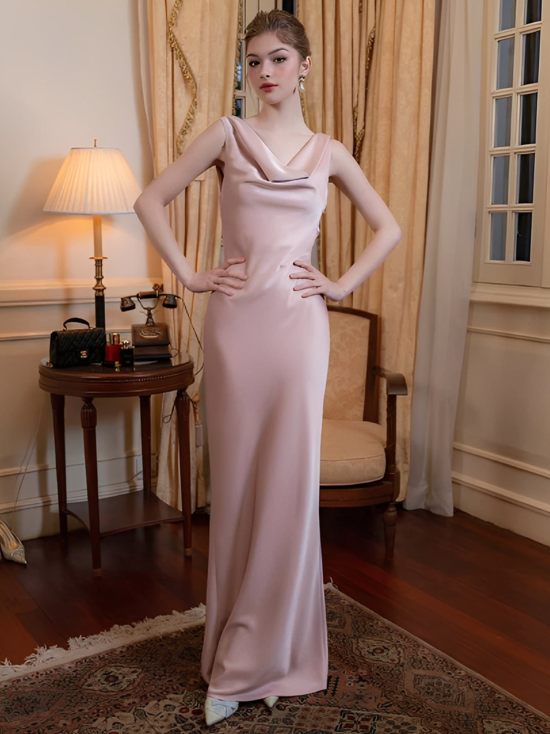 Vestido de Festa Longo Acetinado com Decote Drapeado e Costas Nuas – Selin
