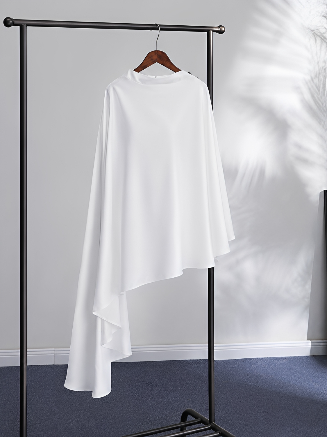 Conjunto com Blusa Assimétrica Estilo Capa e Calça Wide Leg - Estelle