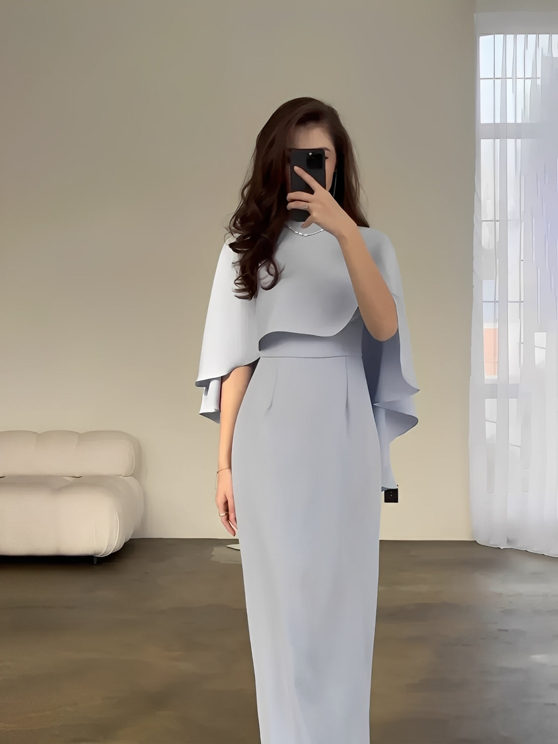 Vestido Longo de Festa Acinturado com Capa Peplum Elegante - Amna