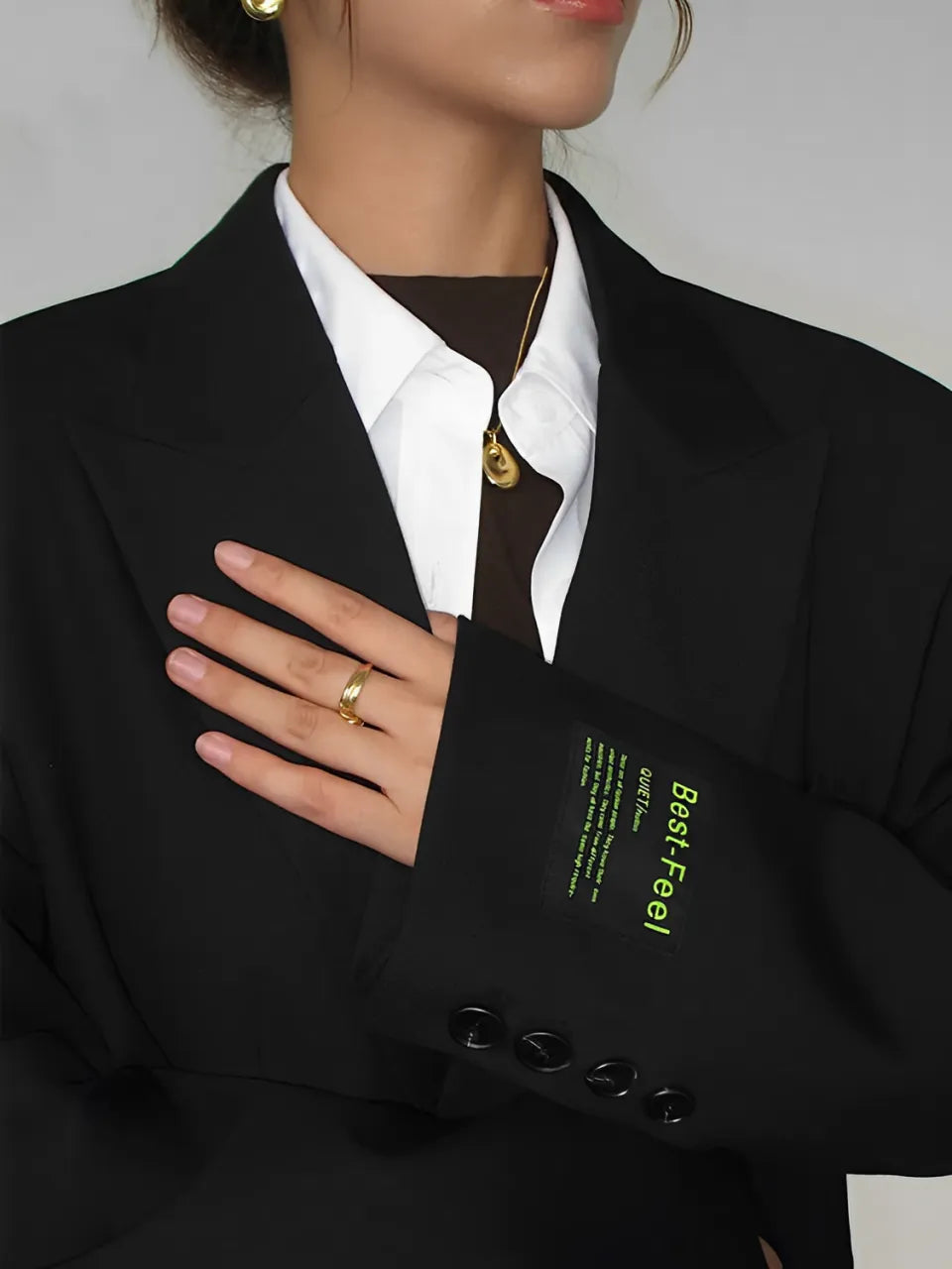 Blazer Oversized com Colarinho Entalhado e Bolsos - Aline