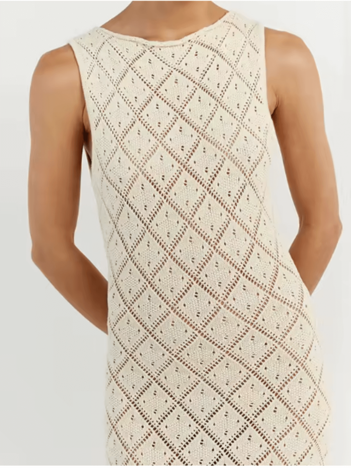 Vestido Longo em Crochê Vazado com Fenda Lateral – Filipa