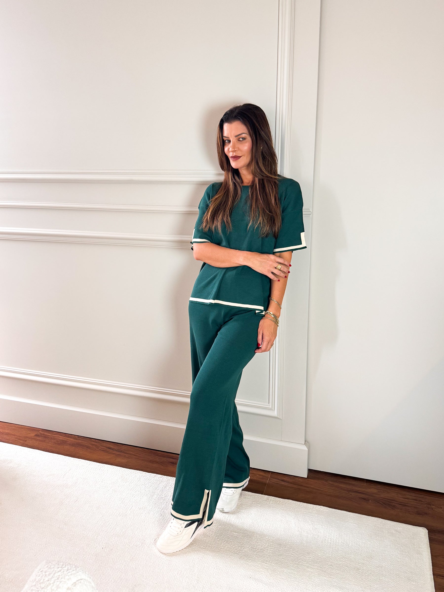 Conjunto Feminino em Viscose com Blusa Mullet e Calça com Fenda – Mirtes