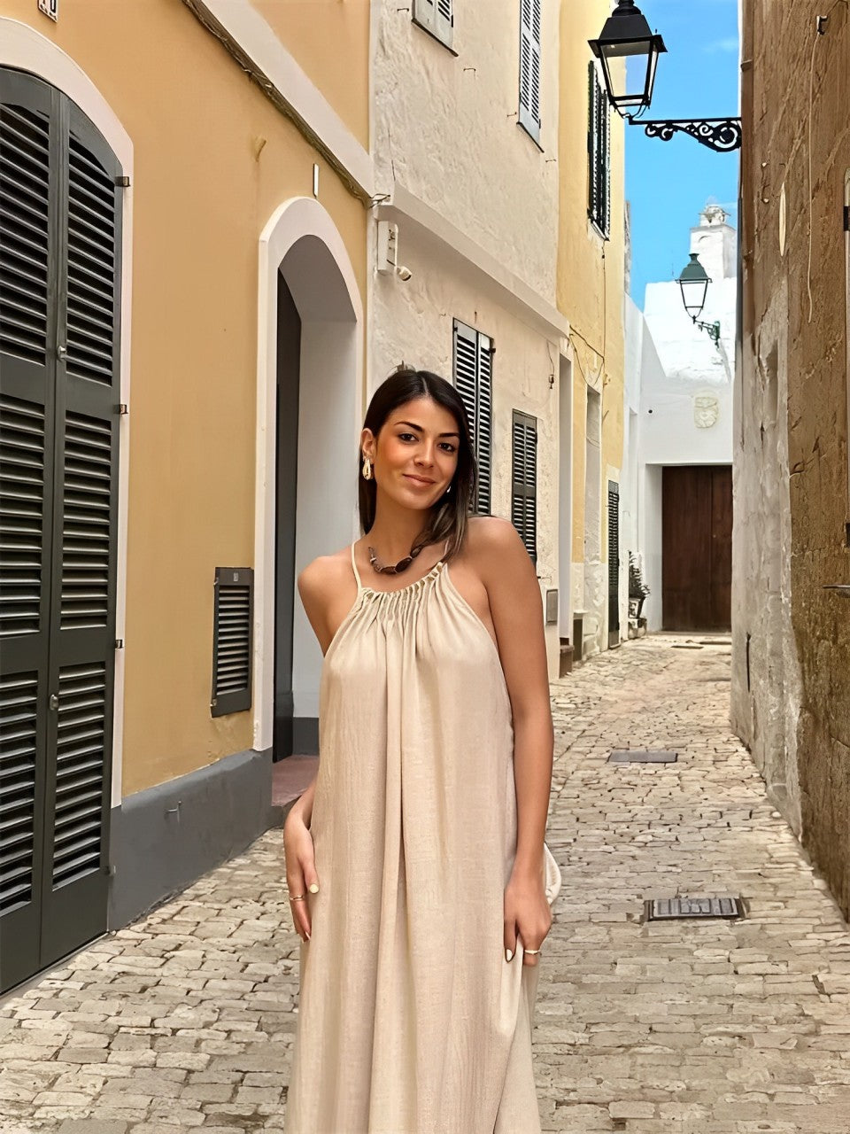 Vestido Feminino Longo em Linho com Pedrarias e Amarração nas Costas - Athena