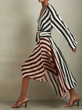 Vestido Mullet Listrado Manga Longa com Decote V Bicolor - Maris [FRETE FULL]