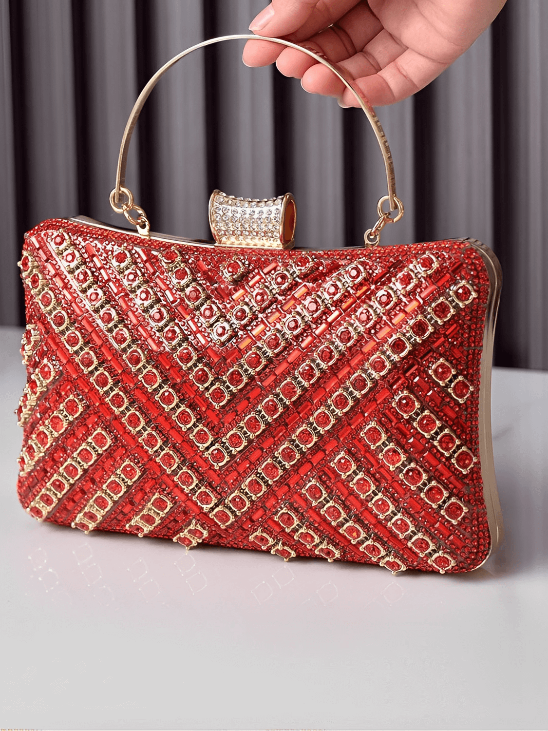 Bolsa Feminina Clutch Com Cristais e Alças Removíveis para Festa – Nayra