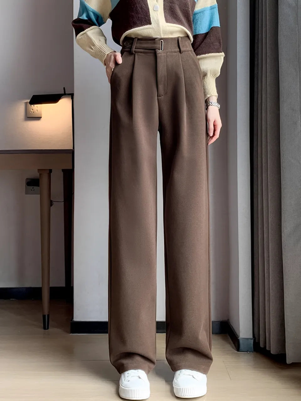 Calça Wide de Lã Batida com Cintura Alta de Elástico e Bolsos – Maysa