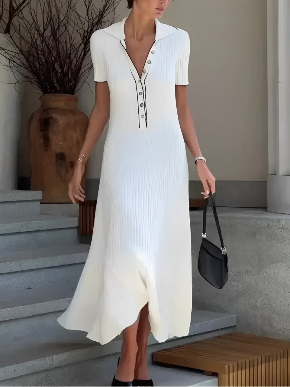 Vestido Longo de Tricô Canelado com Decote V e Botões – Evelyn