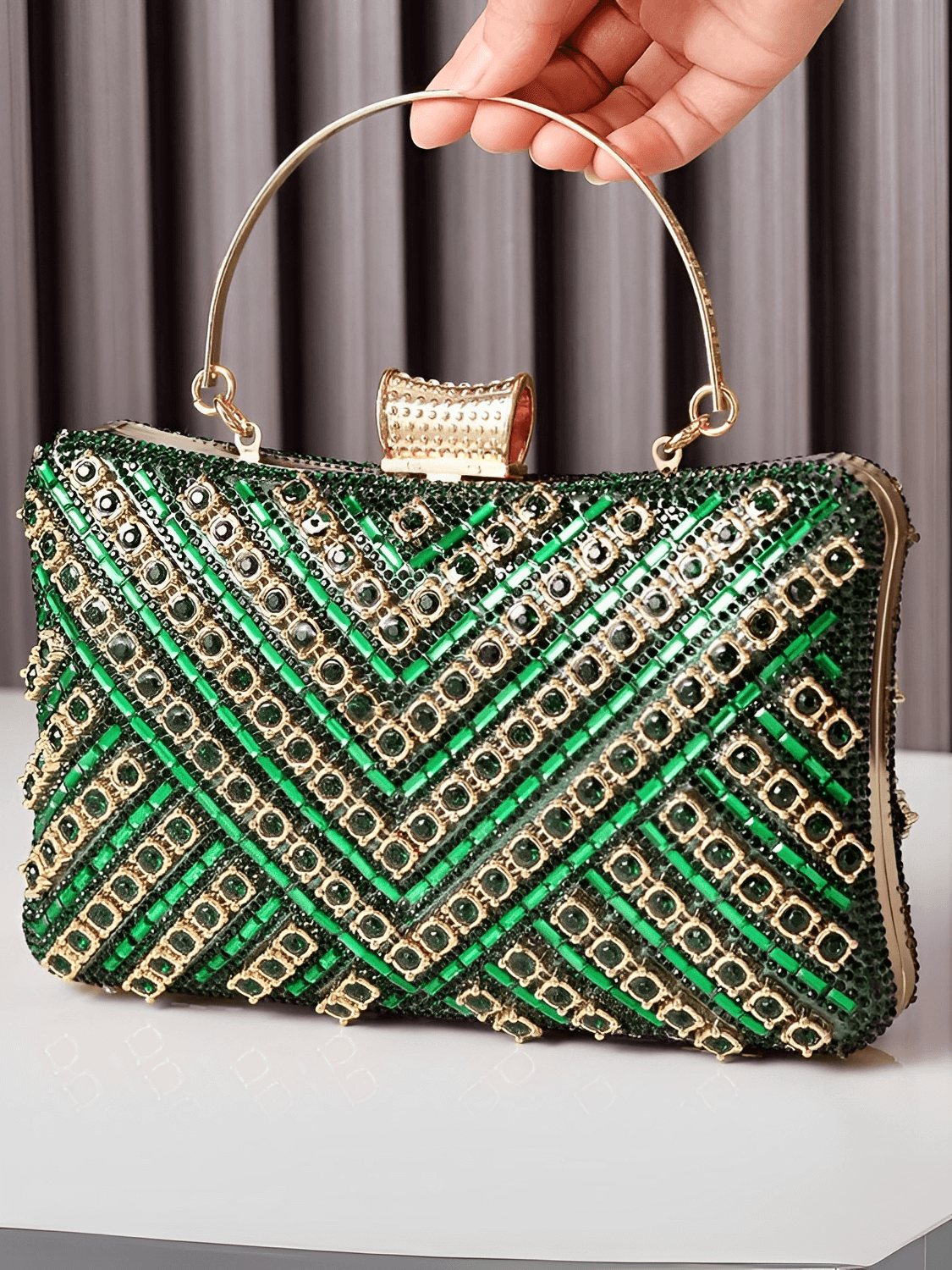 Bolsa Feminina Clutch Com Cristais e Alças Removíveis para Festa – Nayra