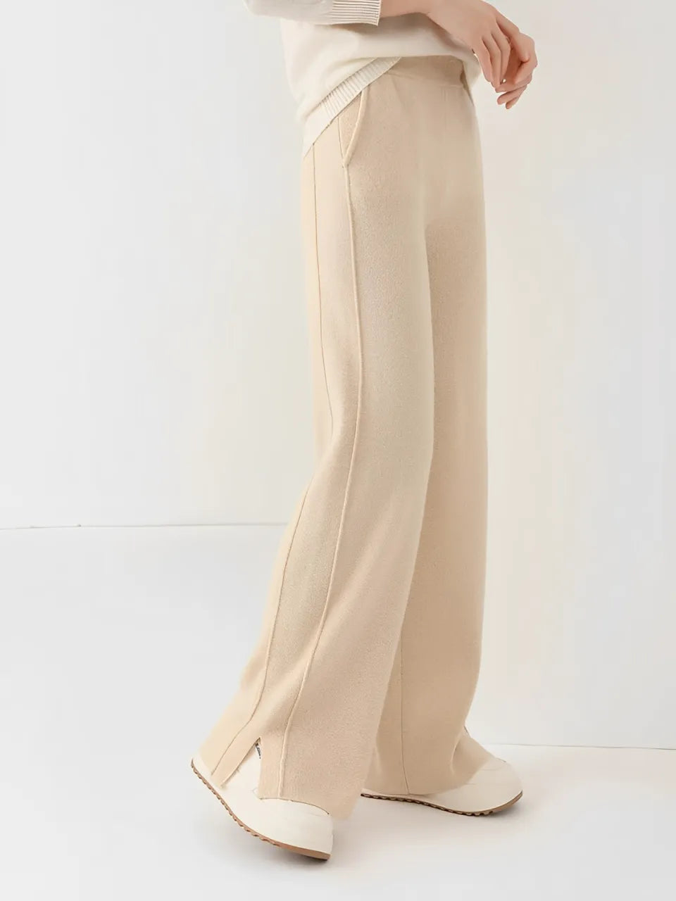 Calça Pantalona Feminina de Lã com Bolsos e Abertura na Barra – Vivian [FRETE FULL]