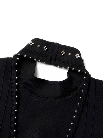 Vestido Feminino Midi Elegante com Gola Alta e Bordados em Pedraria - Penelope