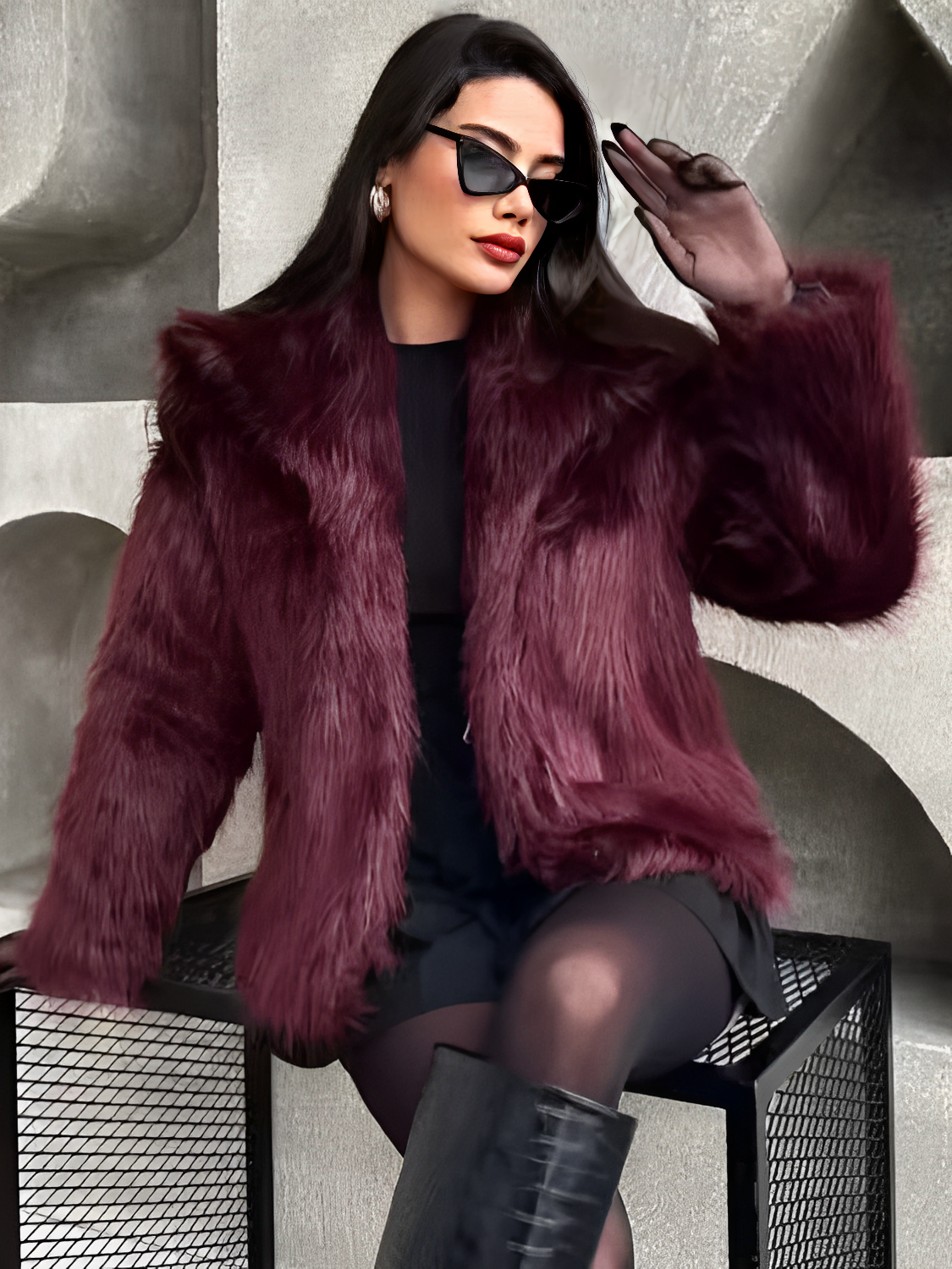 Casaco Feminino Peluciado de Pele Sintética com Bolsos - Margot [FRETE FULL]