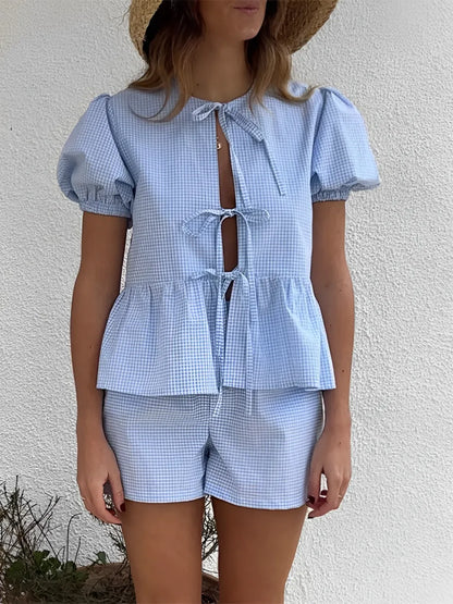Conjunto Feminino Xadrez com Blusa de Amarração Frontal e Manga Bufante e Short com Cintura Elástica - Cassie