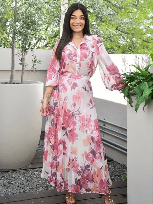 Conjunto Feminino Floral em Chiffon com Camisa Manga Longa e Saia Midi Plissada Cintura Alta  – Audrey