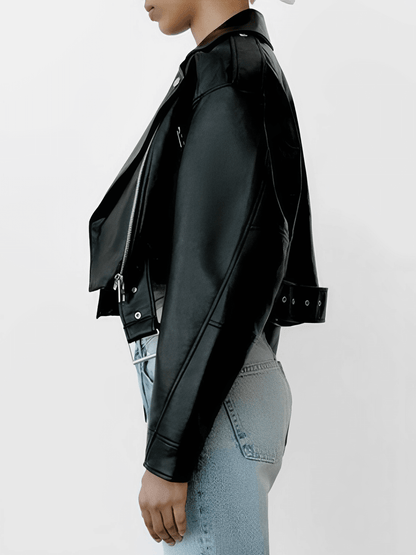Jaqueta Feminina Cropped em Couro PU com  Zíper Transversal e Cinto Decorativo na Barra - Eleonor