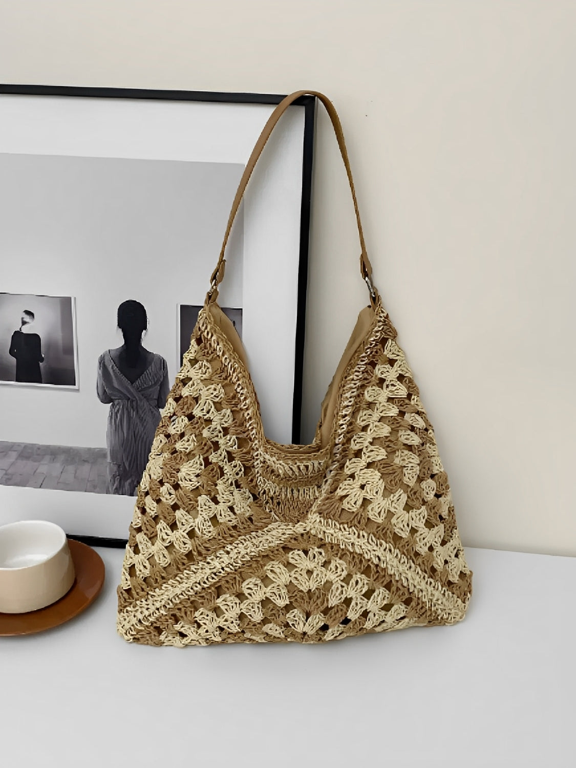 Bolsa de Ombro em Palha com Alça em Couro PU e Fecho Magnético – Amanda