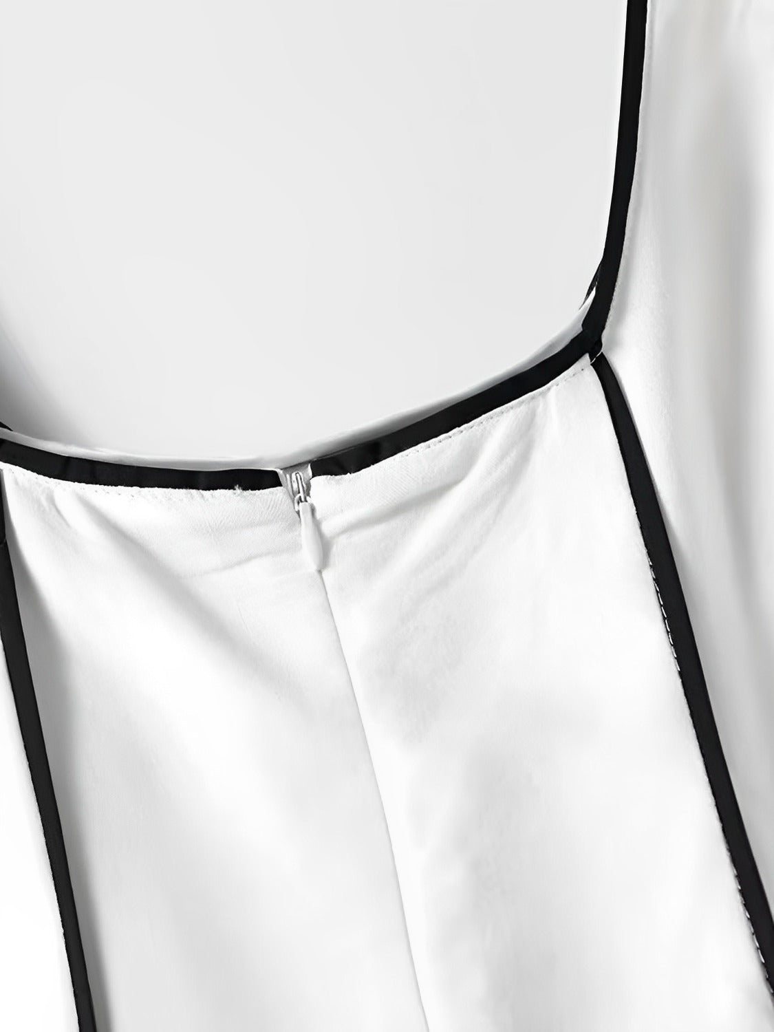 Vestido Feminino Midi com Decote Canoa e Listras em Relevo - Ariadne