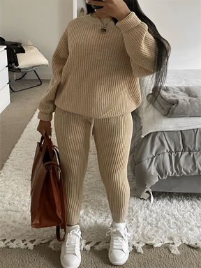Conjunto de Tricô com Suéter Oversized e Calça Legging Ajustável – Ranya