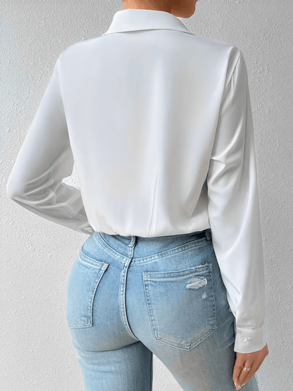 Camisa Body Feminina Estilo Alfaiataria com Punhos Estruturados e Botões – Mercedes
