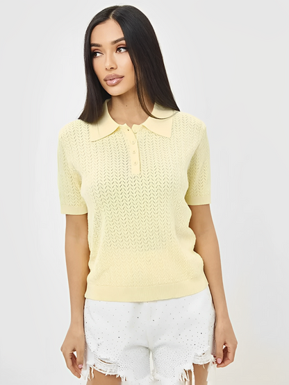 Blusa Feminina em Viscose Texturizada com Gola Polo e Decote com Botões Frontais - Tábata