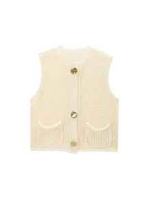 Blusa em Tricô com Decote Canoa Botões Maxi e Bolsos - Ayla