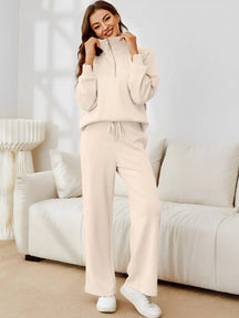 Conjunto com Suéter de Gola Alta e Calça Wide Leg Ajustável - Alessandra