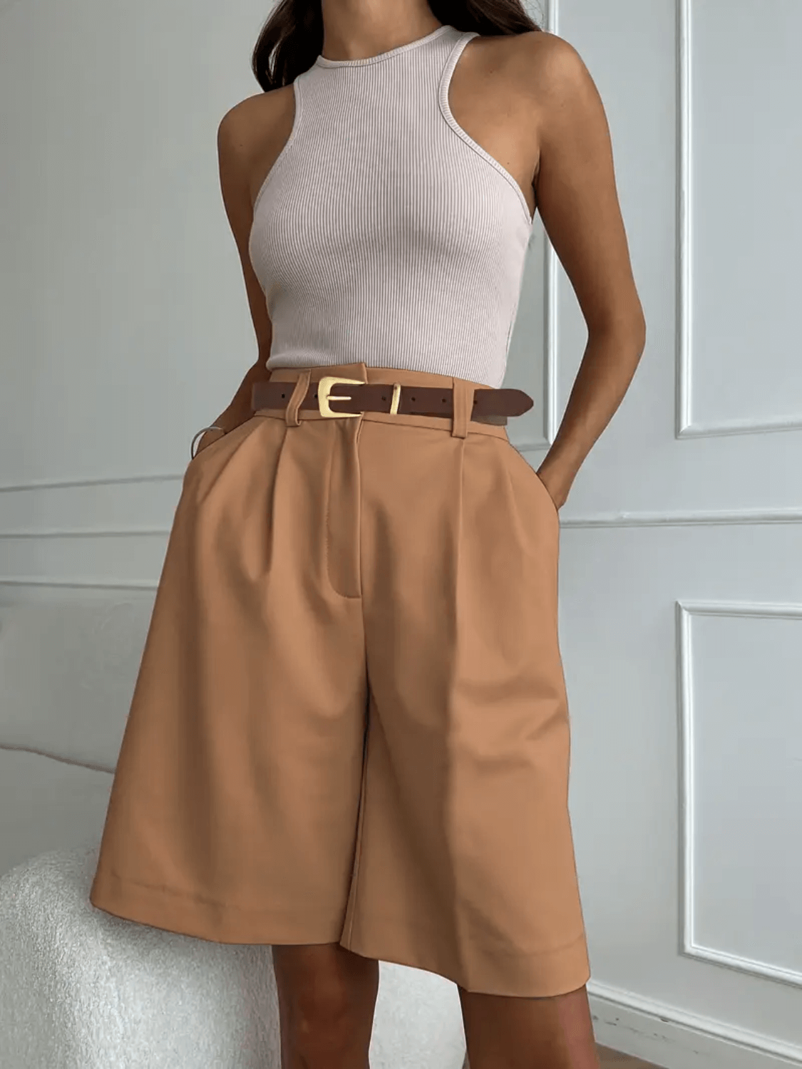 Bermuda em Alfaiataria com  Drapeado Frontal Bolsos e Cinto – Milena