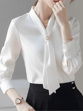 Camisa Feminina em Chiffon com Gola Lenço e Botão Perolado - Eulália [FRETE FULL]