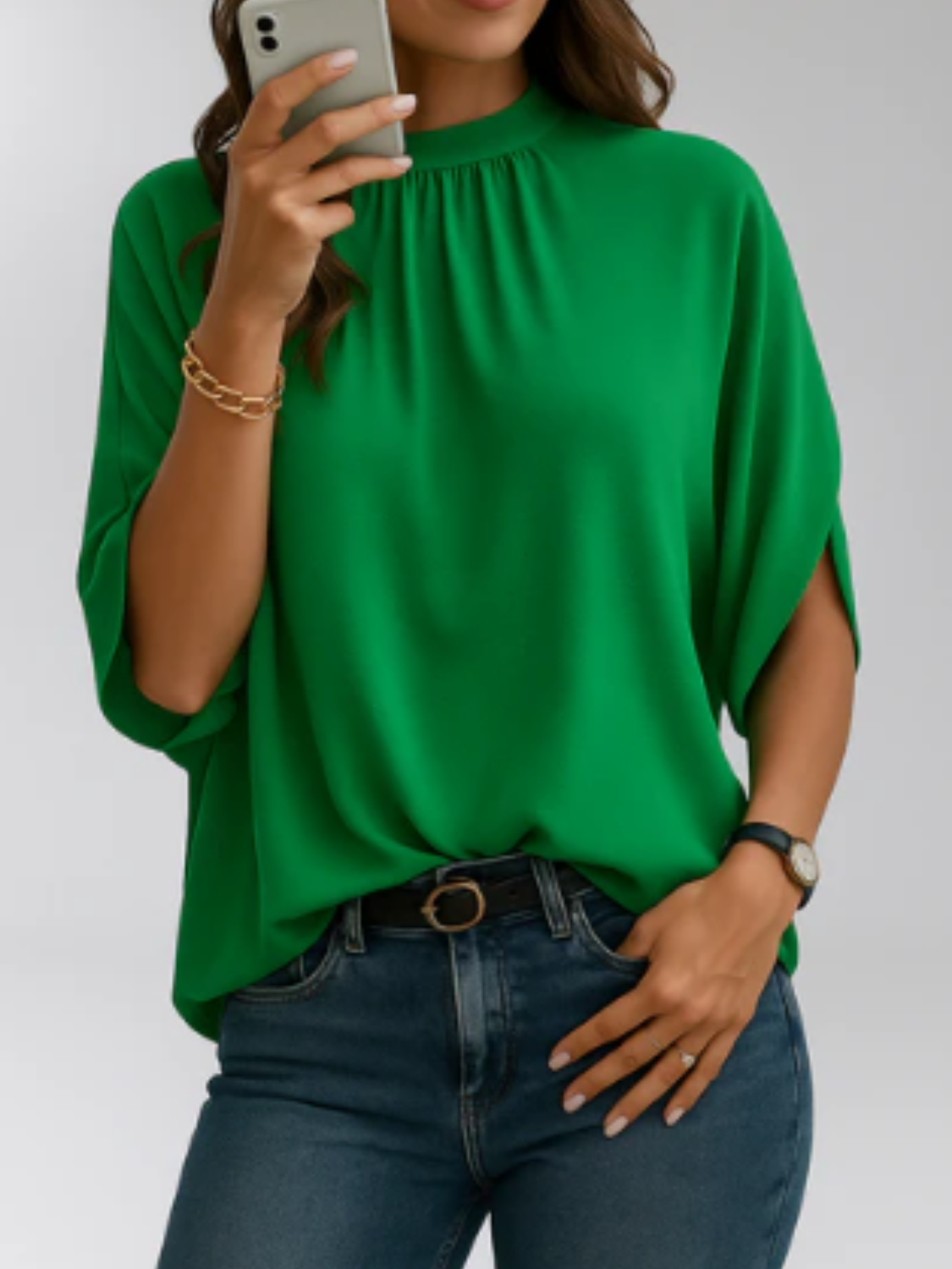 Blusa com Mangas Mocergo Vazadas e Gola Laço Amarração na Nuca - Catherine