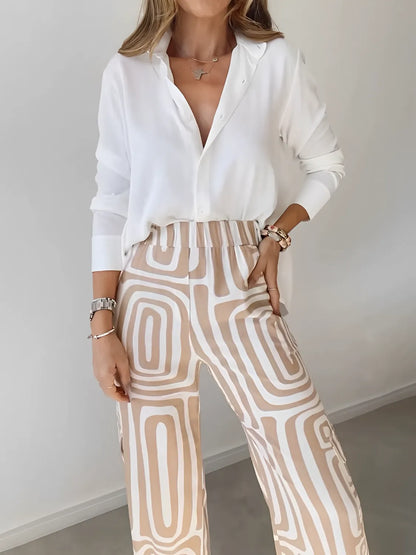 Conjunto Feminino com Camisa de Manga Longa e Calça Reta com Estampa Geométrica - Bianca