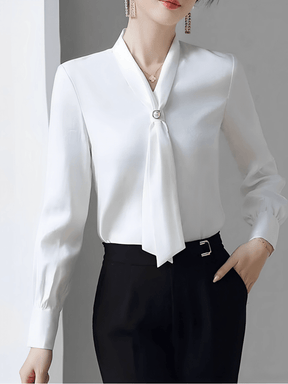 Camisa Feminina em Chiffon com Gola Lenço e Botão Perolado - Eulália [FRETE FULL]