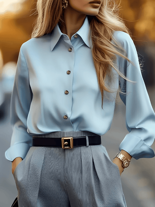 Camisa Feminina Semi-Acetinada com Lapela Botões Elegantes e Punhos Ajustáveis – Eva