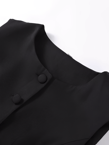 Vestido Feminino Midi Sem Mangas com Botões Forrados Cinto Decorativo e Fenda Sofisticada – Selena
