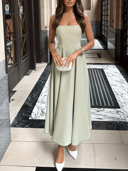 Vestido Feminino Longo Modelagem Evasê com Corset Estruturado de Alças Largas Decote Quadrado e Saia Fluida - Luciene