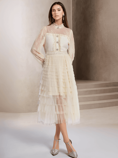 Vestido Feminino Midi Texturizado em Tweed Renda com Babados Camadas Estruturadas e Botões Decorativos – Claire