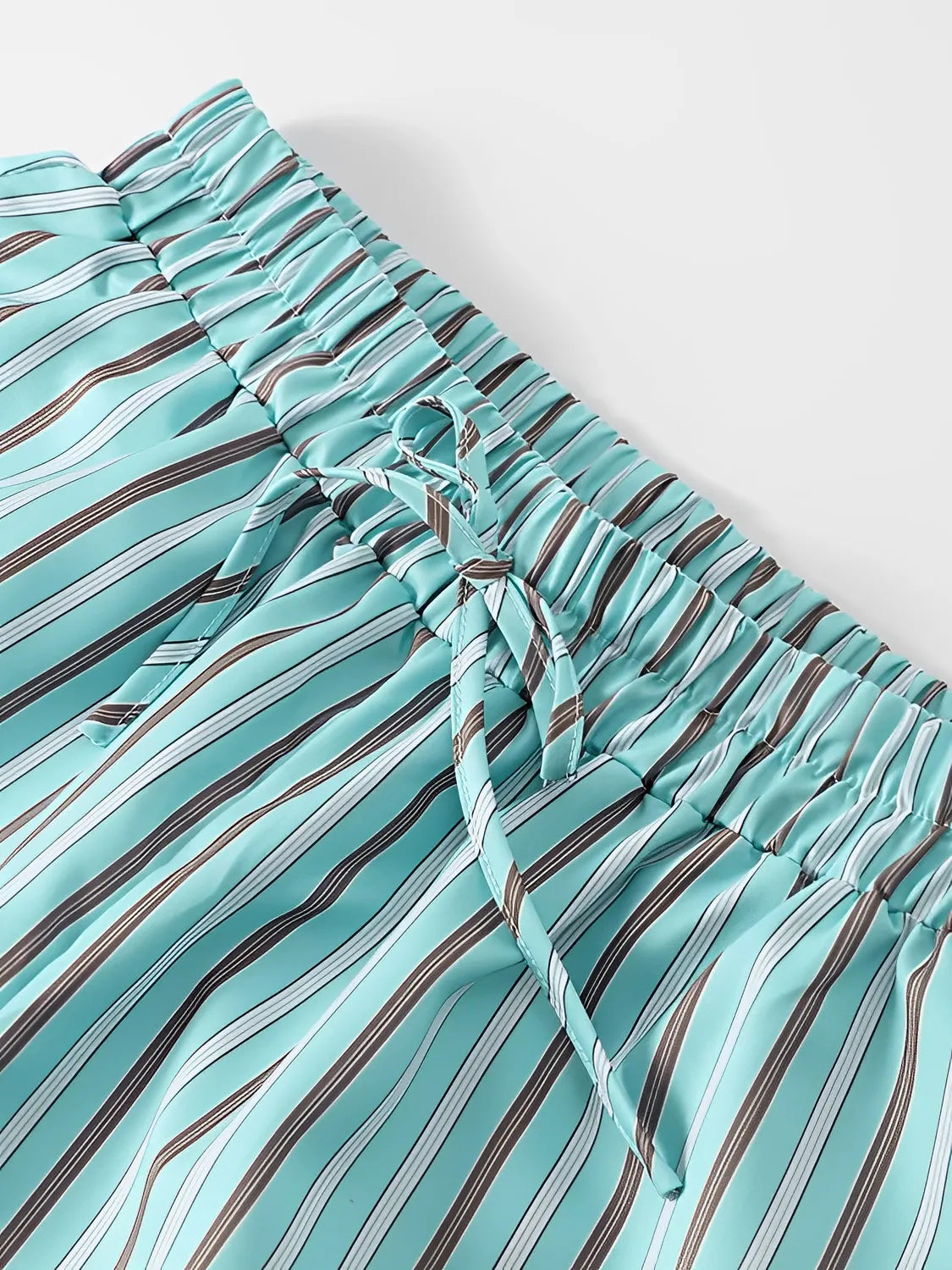 Conjunto Feminino em Tecido Leve com Blusa de Fechamento Frontal e Calça Ajustável - Stephanie [FRETE FULL]