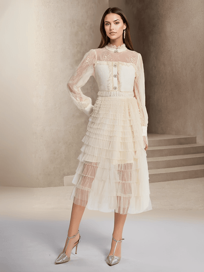 Vestido Feminino Midi Texturizado em Tweed Renda com Babados Camadas Estruturadas e Botões Decorativos – Claire